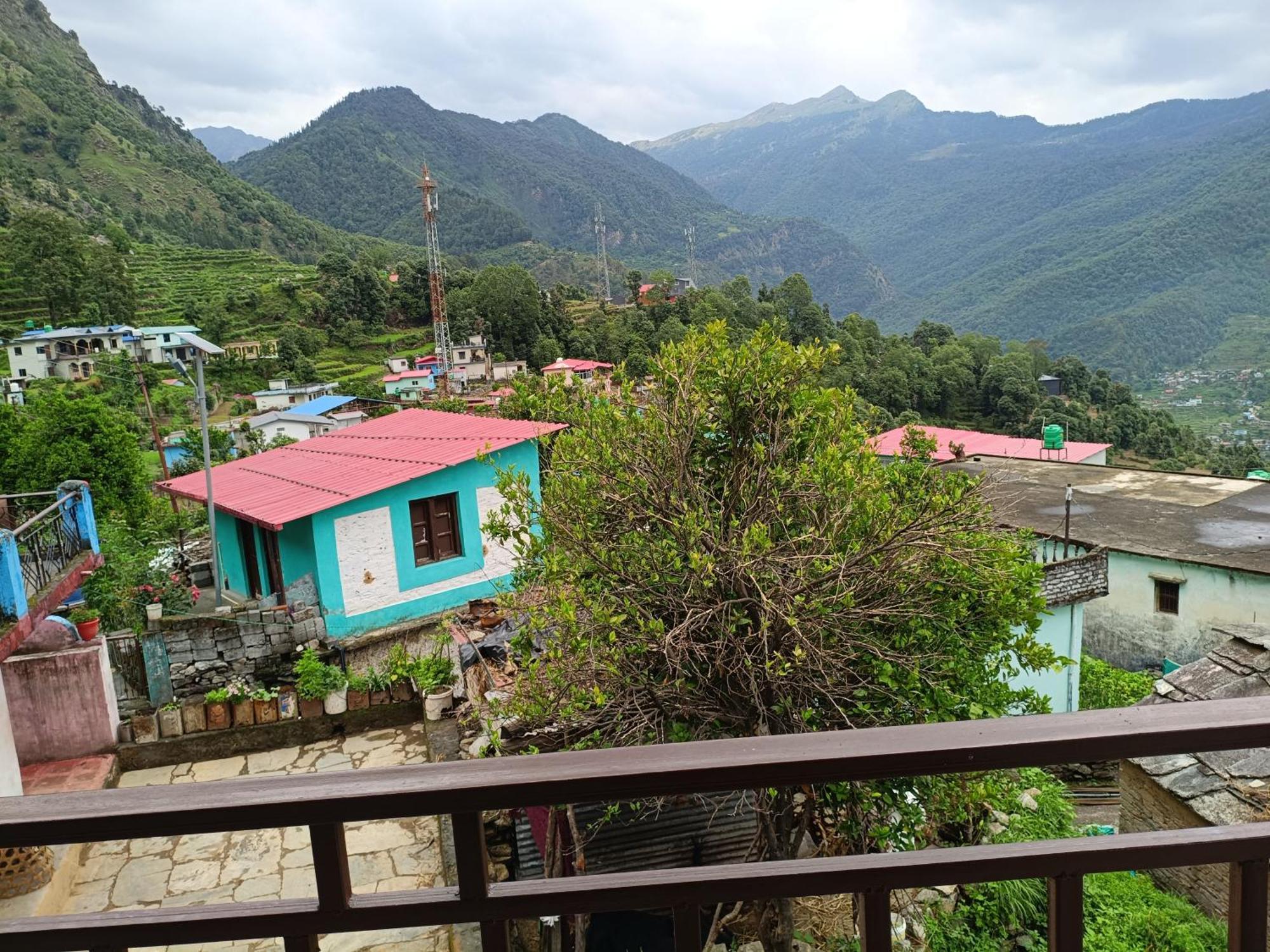 Mayur Homestay Ukhimath Exterior photo