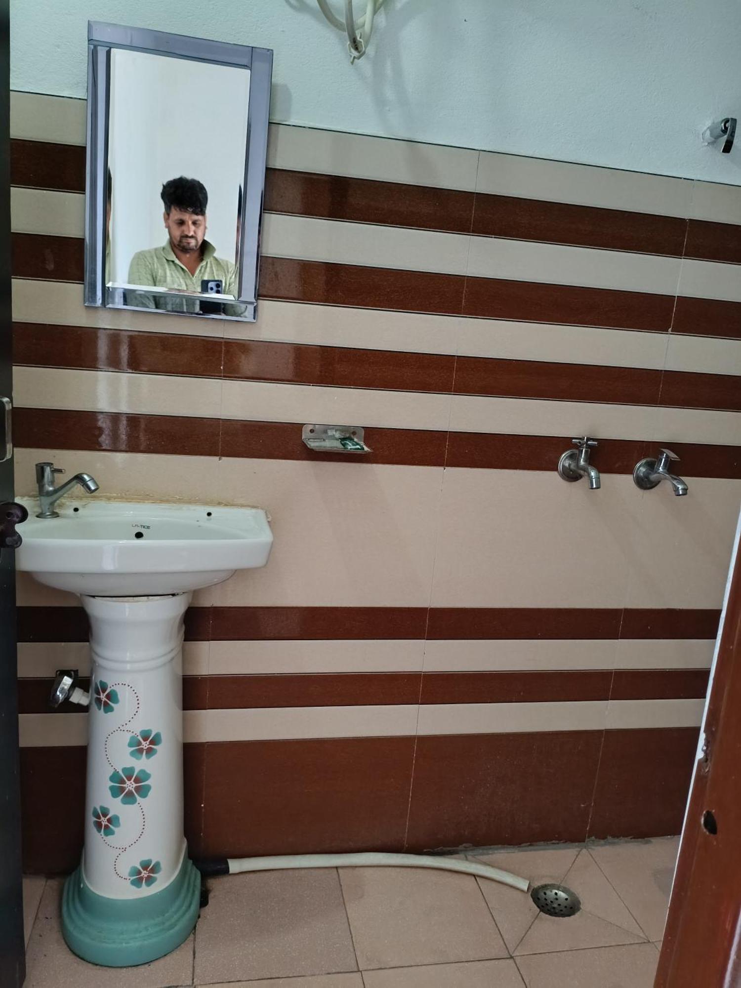 Mayur Homestay Ukhimath Exterior photo